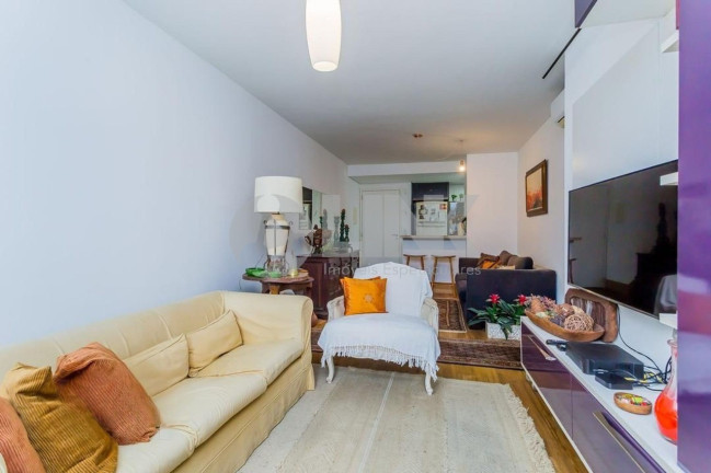 Imagem Apartamento com 2 Quartos à Venda, 80 m² em Rio Branco - Porto Alegre Imagem Apartamento com 2 Quartos à Venda, 80 m² em Rio Branco - Porto Alegre