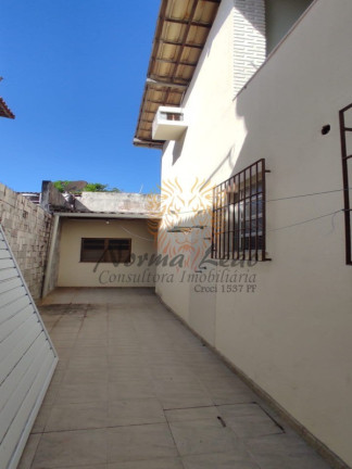 Imagem Casa com 4 Quartos à Venda, 250 m² em Atalaia - Aracaju