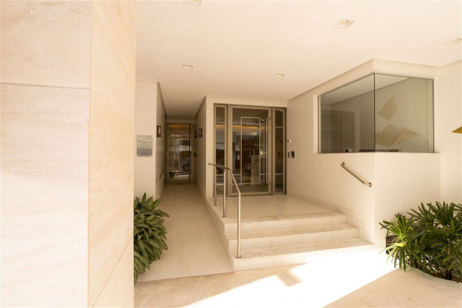 Imagem Apartamento com 4 Quartos à Venda, 131 m² em Pontal Norte - Balneário Camboriú Imagem Apartamento com 4 Quartos à Venda, 131 m² em Pontal Norte - Balneário Camboriú
