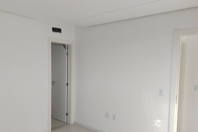 Imagem Apartamento com 2 Quartos à Venda, 90 m² em Centro - Camboriú