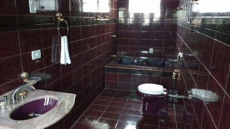 Imagem Sobrado com 5 Quartos à Venda, 250 m² em Vila Eldízia - Santo André