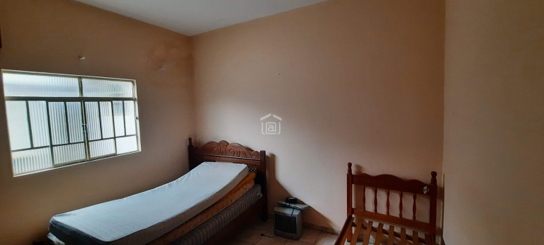 Imagem Casa com 3 Quartos à Venda, 191 m² em Nossa Sra. Aparecida - Poços De Caldas