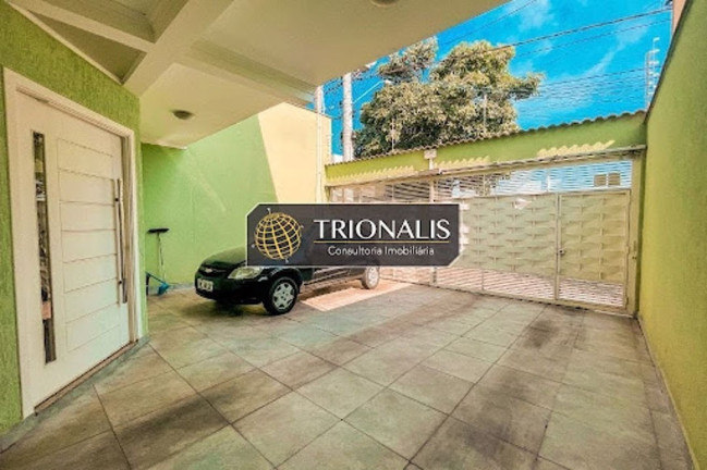 Imagem Casa com 3 Quartos à Venda, 190 m² em Nova Cerejeira - Atibaia Imagem Casa com 3 Quartos à Venda, 190 m² em Nova Cerejeira - Atibaia