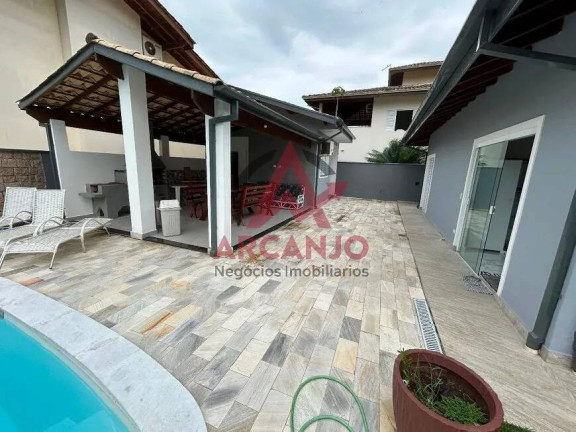 Imagem Casa com 4 Quartos à Venda, 200 m² em Horto Florestal - Ubatuba Imagem Casa com 4 Quartos à Venda, 200 m² em Horto Florestal - Ubatuba