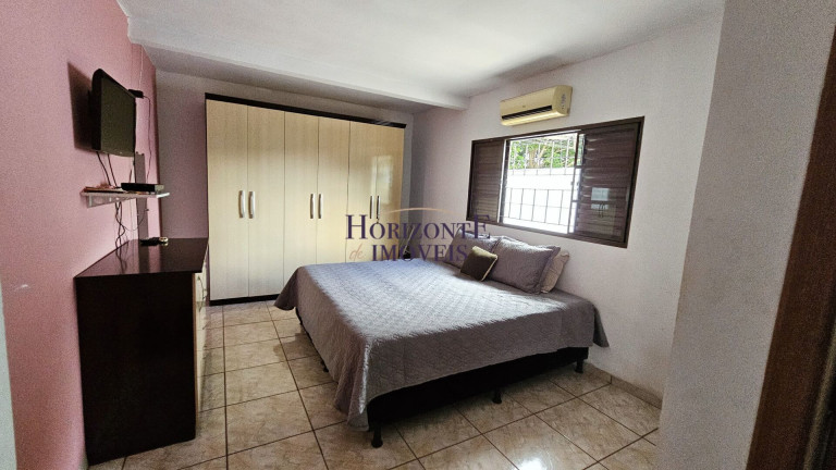 Imagem Casa com 3 Quartos à Venda, 310 m² em Vila Rica - Campo Grande Imagem Casa com 3 Quartos à Venda, 310 m² em Vila Rica - Campo Grande