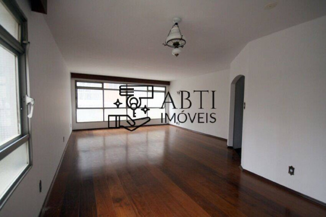 Apartamento com 3 Quartos para Alugar, 247 m² em Higienópolis - São Paulo
