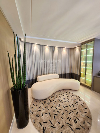 Imagem Apartamento com 3 Quartos à Venda, 149 m² em Centro - Balneário Camboriú Imagem Apartamento com 3 Quartos à Venda, 149 m² em Centro - Balneário Camboriú