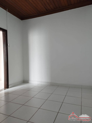 Imagem Casa com 3 Quartos para Alugar,  em Centro - Jacareí