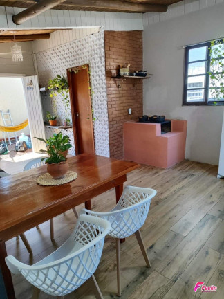Imagem Casa com 4 Quartos à Venda, 200 m² em São João Do Rio Vermelho - Florianópolis