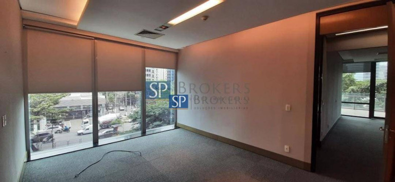 Imagem Sala Comercial para Alugar, 852 m² em Itaim Bibi - São Paulo Imagem Sala Comercial para Alugar, 852 m² em Itaim Bibi - São Paulo