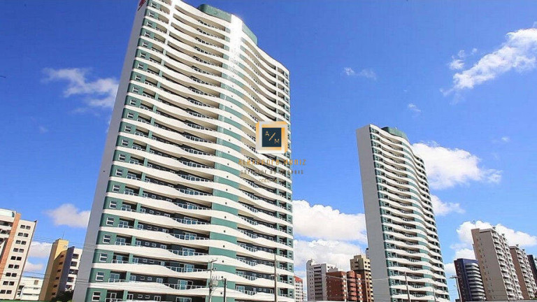 Apartamento com 3 Quartos à Venda, 164 m² em Guararapes - Fortaleza