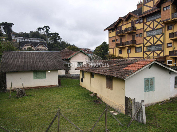 Imagem Imóvel com 2 Quartos à Venda, 341 m² em Região Do Jaguaribe - Campos Do Jordão Imagem Imóvel com 2 Quartos à Venda, 341 m² em Região Do Jaguaribe - Campos Do Jordão