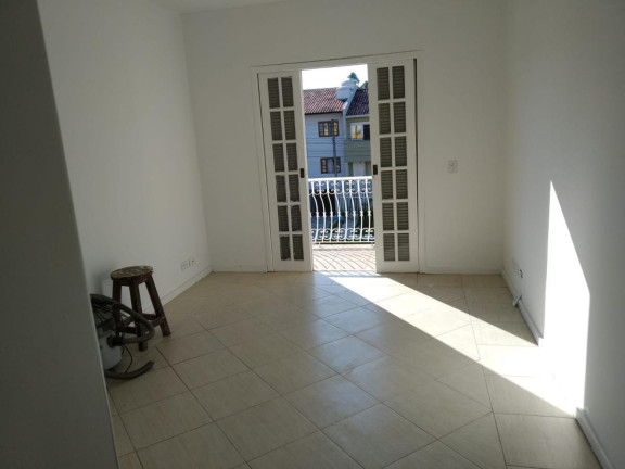 Imagem Casa com 3 Quartos à Venda, 160 m² em Atuba - Curitiba Imagem Casa com 3 Quartos à Venda, 160 m² em Atuba - Curitiba