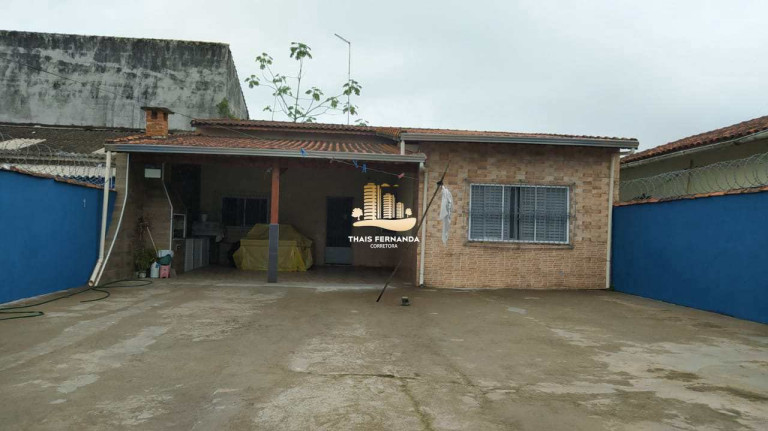 Imagem Casa com 2 Quartos à Venda, 250 m² em Princesa - Praia Grande