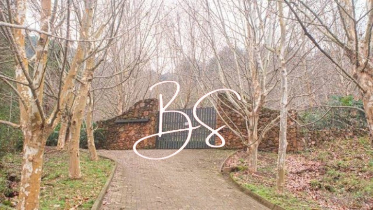 Imagem Imóvel com 2 Quartos à Venda,  em Linha Bonita - Gramado