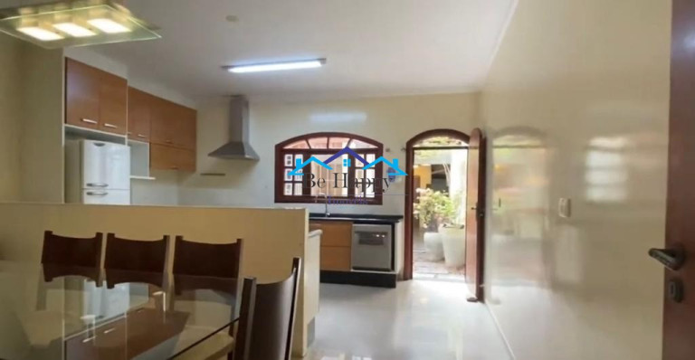 Sobrado com 3 Quartos à Venda, 136 m² em Nova Piraju - São Paulo