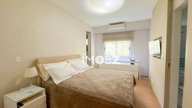Imagem Imóvel com 3 Quartos à Venda, 220 m² em Villaggio Panamby - São Paulo