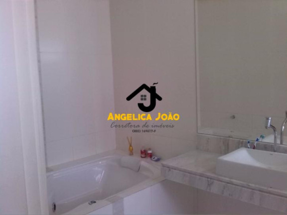 Imagem Sobrado com 3 Quartos à Venda, 250 m² em Jardim Virgínia Ii - Guarujá Imagem Sobrado com 3 Quartos à Venda, 250 m² em Jardim Virgínia Ii - Guarujá