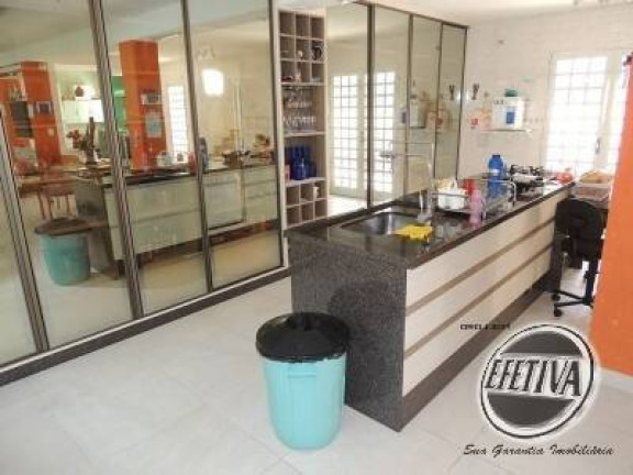 Imagem Casa com 3 Quartos à Venda, 280 m² em Centro - Guaratuba