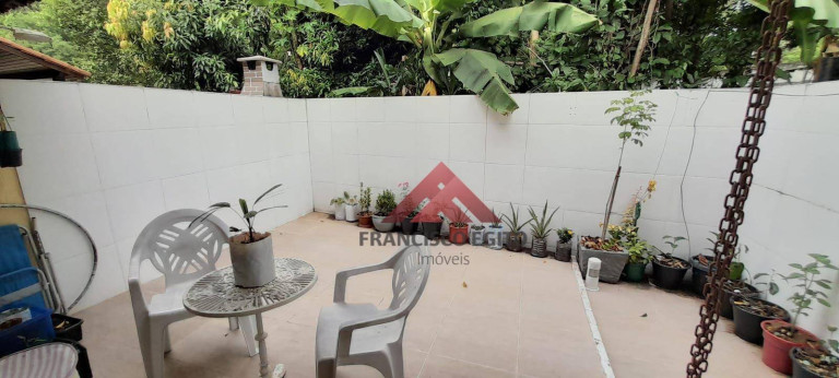 Imagem Casa com 2 Quartos à Venda, 58 m² em Maria Paula - São Gonçalo Imagem Casa com 2 Quartos à Venda, 58 m² em Maria Paula - São Gonçalo