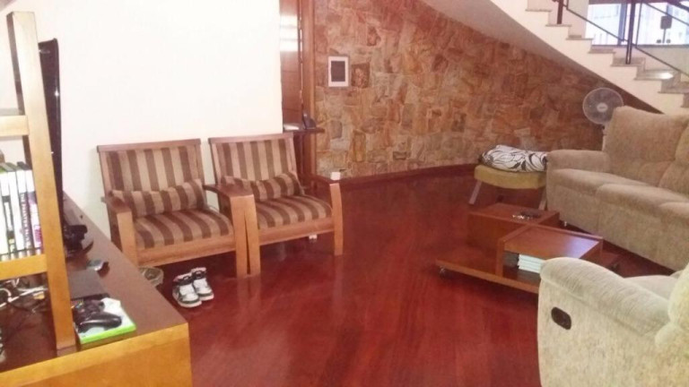 Imagem Sobrado com 4 Quartos à Venda, 375 m² em Jardim Realce - Suzano Imagem Sobrado com 4 Quartos à Venda, 375 m² em Jardim Realce - Suzano