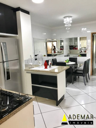 Imagem Casa com 3 Quartos à Venda, 125 m² em Centro - Diadema Imagem Casa com 3 Quartos à Venda, 125 m² em Centro - Diadema