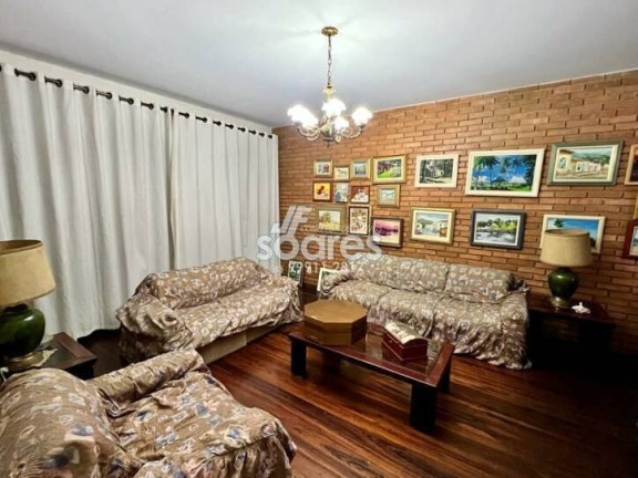 Imagem Sobrado com 4 Quartos à Venda, 392 m² em Centro - Pelotas Imagem Sobrado com 4 Quartos à Venda, 392 m² em Centro - Pelotas