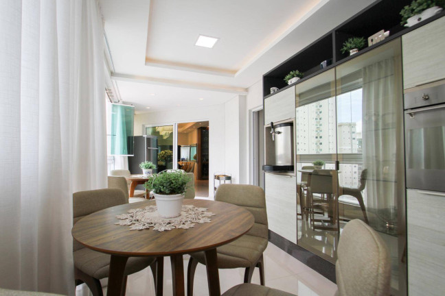 Imagem Apartamento com 4 Quartos à Venda, 149 m² em Meia Praia - Itapema Imagem Apartamento com 4 Quartos à Venda, 149 m² em Meia Praia - Itapema