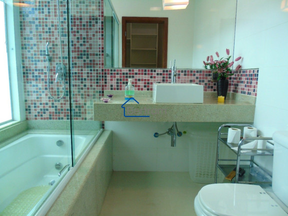 Imagem Casa com 4 Quartos à Venda, 1.096 m² em Porto Bracuhy - Angra Dos Reis