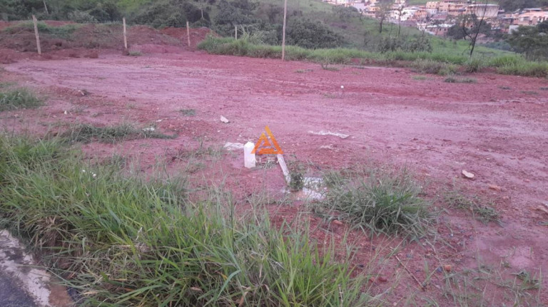 Imagem Imóvel à Venda, 300 m² Imagem Imóvel à Venda, 300 m²