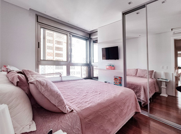 Imagem Apartamento com 4 Quartos à Venda, 213 m² em Centro - Balneário Camboriú Imagem Apartamento com 4 Quartos à Venda, 213 m² em Centro - Balneário Camboriú