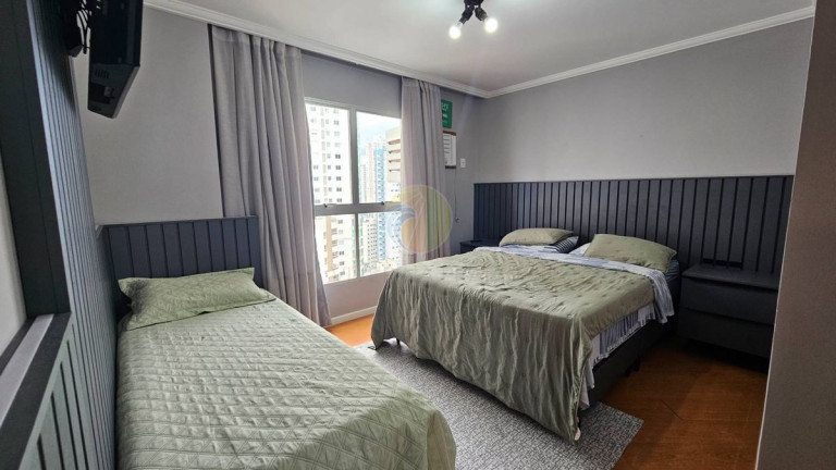 Imagem Apartamento com 3 Quartos à Venda, 2.100 m² em Centro - Balneário Camboriú