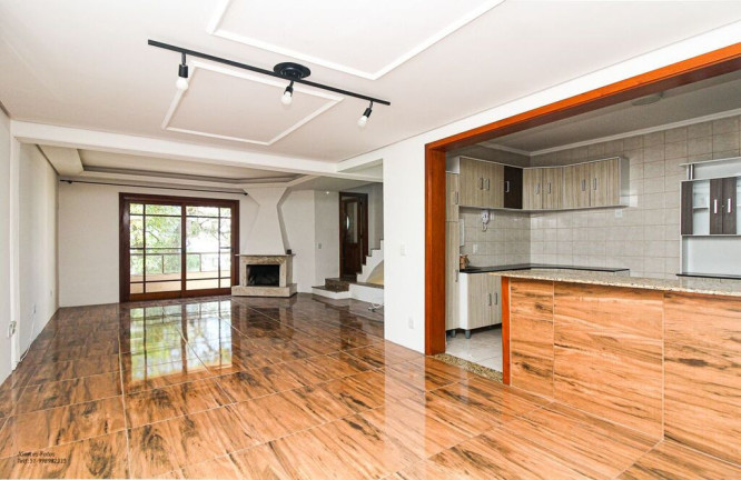 Imagem Casa com 3 Quartos à Venda, 232 m² em Jardim Isabel - Porto Alegre