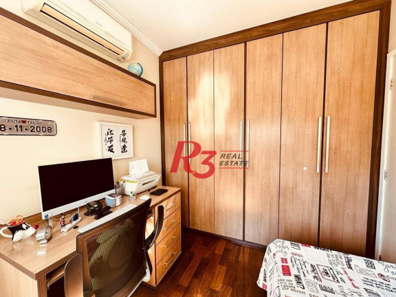 Imagem Apartamento com 4 Quartos à Venda, 180 m² em Gonzaga - Santos