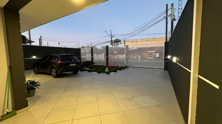 Casa com 3 Quartos à Venda, 400 m² em Vargem Grande - Pinhais