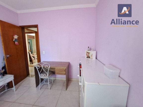 Imagem Casa com 5 Quartos para Alugar, 210 m² em Santo Antônio - Louveira