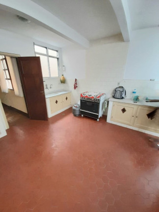 Imagem Imóvel com 3 Quartos à Venda, 200 m² em Várzea - Teresópolis Imagem Imóvel com 3 Quartos à Venda, 200 m² em Várzea - Teresópolis