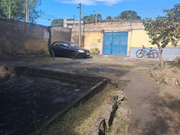Imagem Casa com 3 Quartos à Venda, 360 m² em Campo Grande - Rio De Janeiro