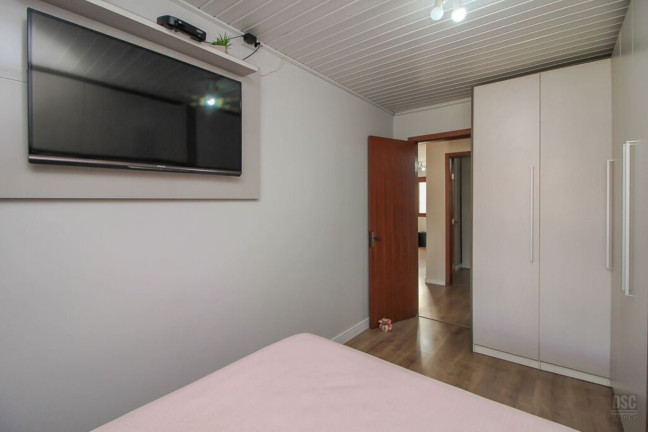 Imagem Imóvel com 2 Quartos à Venda, em Hípica - Porto Alegre Imagem Imóvel com 2 Quartos à Venda, em Hípica - Porto Alegre