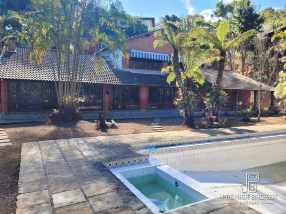 Casa com 4 Quartos à Venda, 310 m² em Albuquerque - Teresópolis