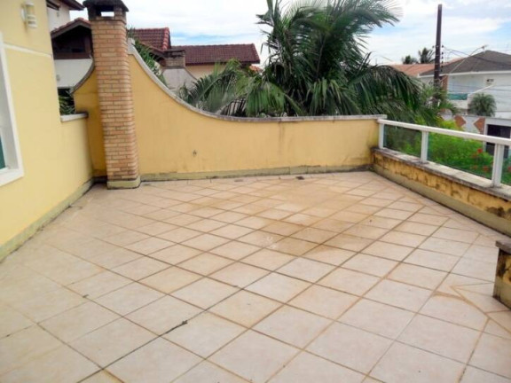 Imagem Sobrado com 5 Quartos à Venda, 576 m² em Jardim Imperador - Peruíbe Imagem Sobrado com 5 Quartos à Venda, 576 m² em Jardim Imperador - Peruíbe