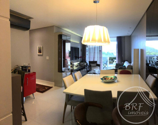 Imagem Apartamento com 3 Quartos à Venda, 117 m² em Jurerê Internacional - Florianópolis Imagem Apartamento com 3 Quartos à Venda, 117 m² em Jurerê Internacional - Florianópolis