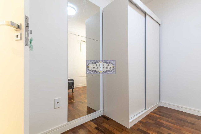 Imagem Apartamento com 2 Quartos à Venda, 81 m² em Copacabana - Rio De Janeiro