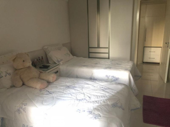 Imagem Apartamento com 4 Quartos à Venda, 224 m² em Pituba - Salvador