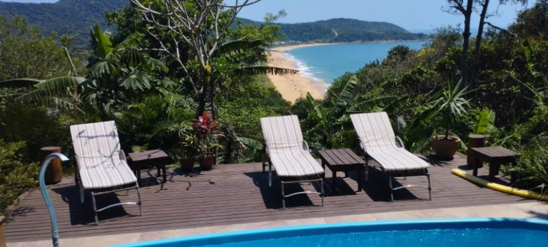 Imagem Terreno à Venda, em Praia Do Estaleirinho - Balneário Camboriú Imagem Terreno à Venda, em Praia Do Estaleirinho - Balneário Camboriú