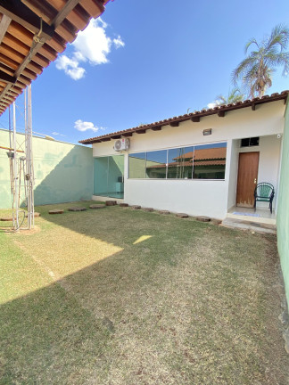 Imagem Casa com 3 Quartos à Venda, 120 m² em Setor Oeste - Goianésia
