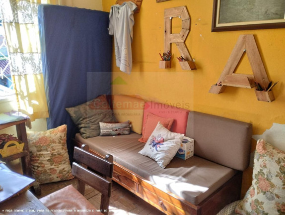 Imagem Casa com 4 Quartos à Venda, 191 m² em Centro - Taubaté Imagem Casa com 4 Quartos à Venda, 191 m² em Centro - Taubaté