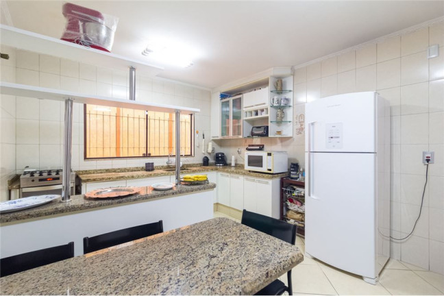 Imagem Casa com 3 Quartos à Venda, 145 m² em Vila Invernada - São Paulo