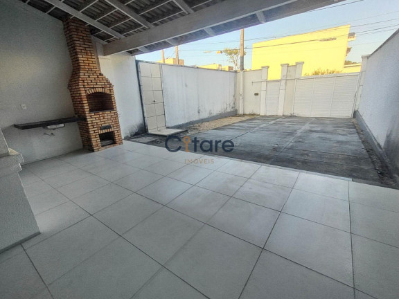 Imagem Casa com 3 Quartos à Venda, 240 m² em Sapiranga - Fortaleza Imagem Casa com 3 Quartos à Venda, 240 m² em Sapiranga - Fortaleza