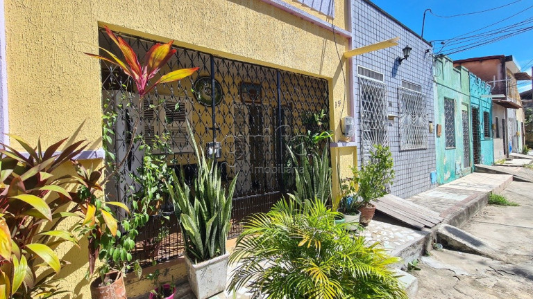 Imagem Casa com 2 Quartos à Venda, 60 m² em José Bonifácio - Fortaleza